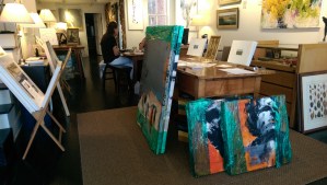 Delivery of Leslie Nolan's artwork to Susan Calloway Fine Arts